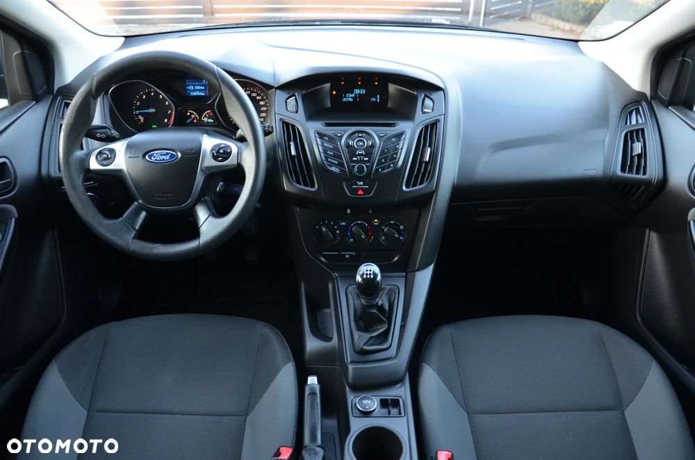 Ford Focus 1.6 Ambiente Start - 17