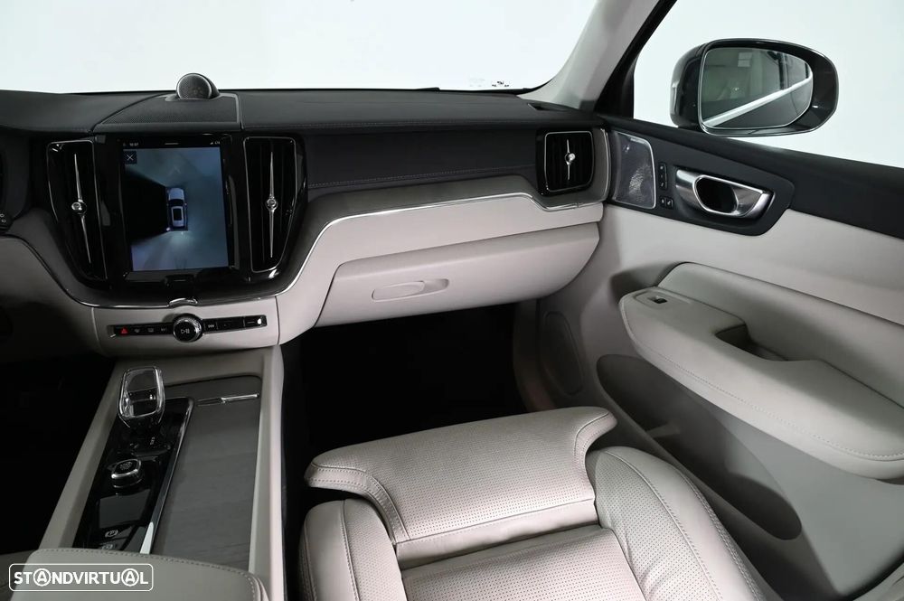 Volvo XC 60 2.0 T6 PHEV Ultimate Bright AWD - 17