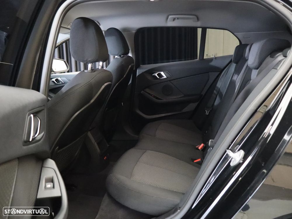 BMW 116 d Auto - 12