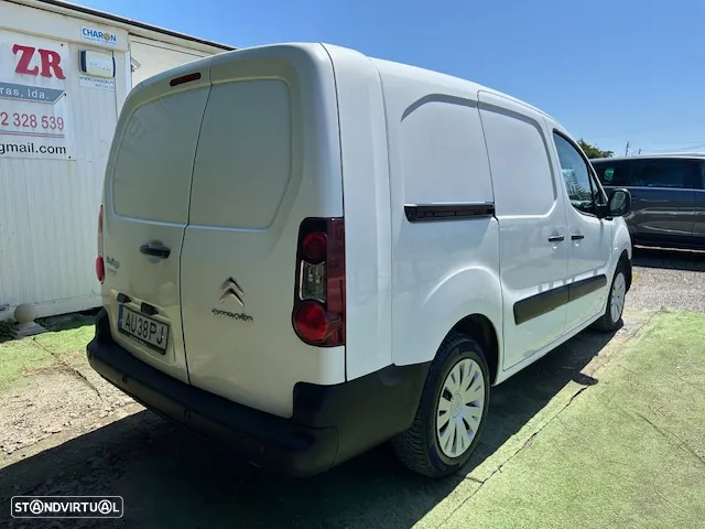 Citroën BERLINGO LONGA ISOTÉRMICA 3 LUG. - 7