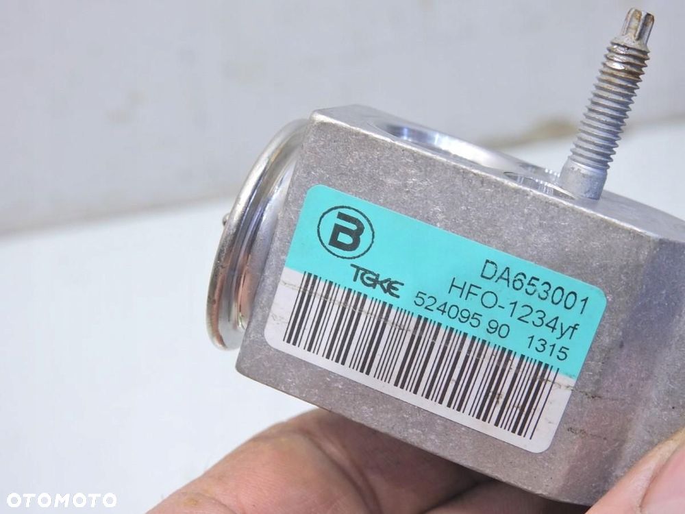 ZAWÓR ROZPRĘŻNY KLIMATYZACJI CITROEN C4 CACTUS 1.2 VTI DA653001 52409590 - 5