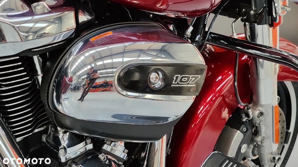 Harley-Davidson Touring Street Glide - 13