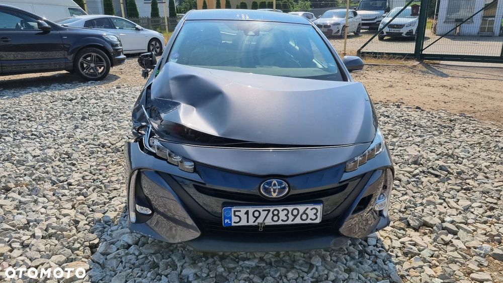 Toyota Prius Hybrid Executive - 17