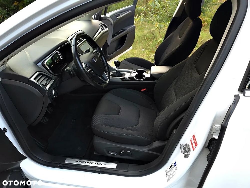 Ford Mondeo 2.0 TDCi Titanium - 23