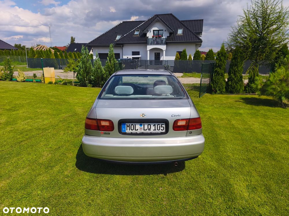 Honda Civic 1.5 EX (LS) - 6