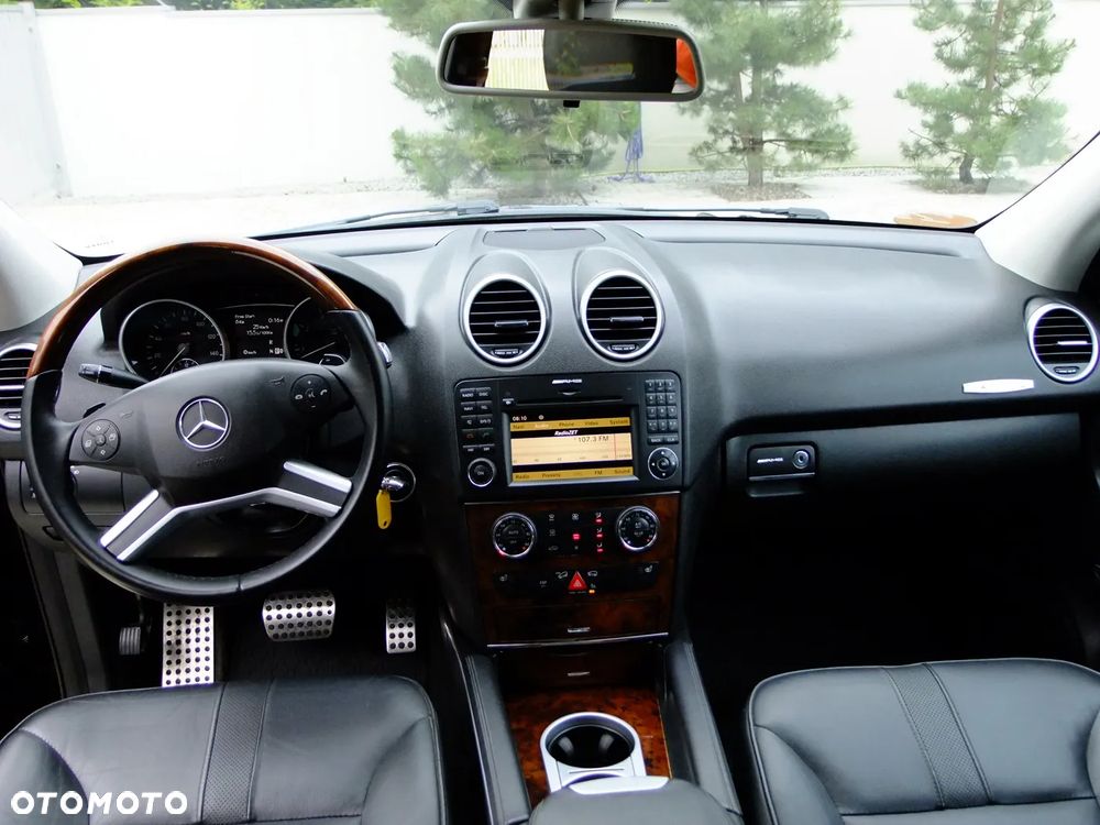 Mercedes-Benz ML - 7