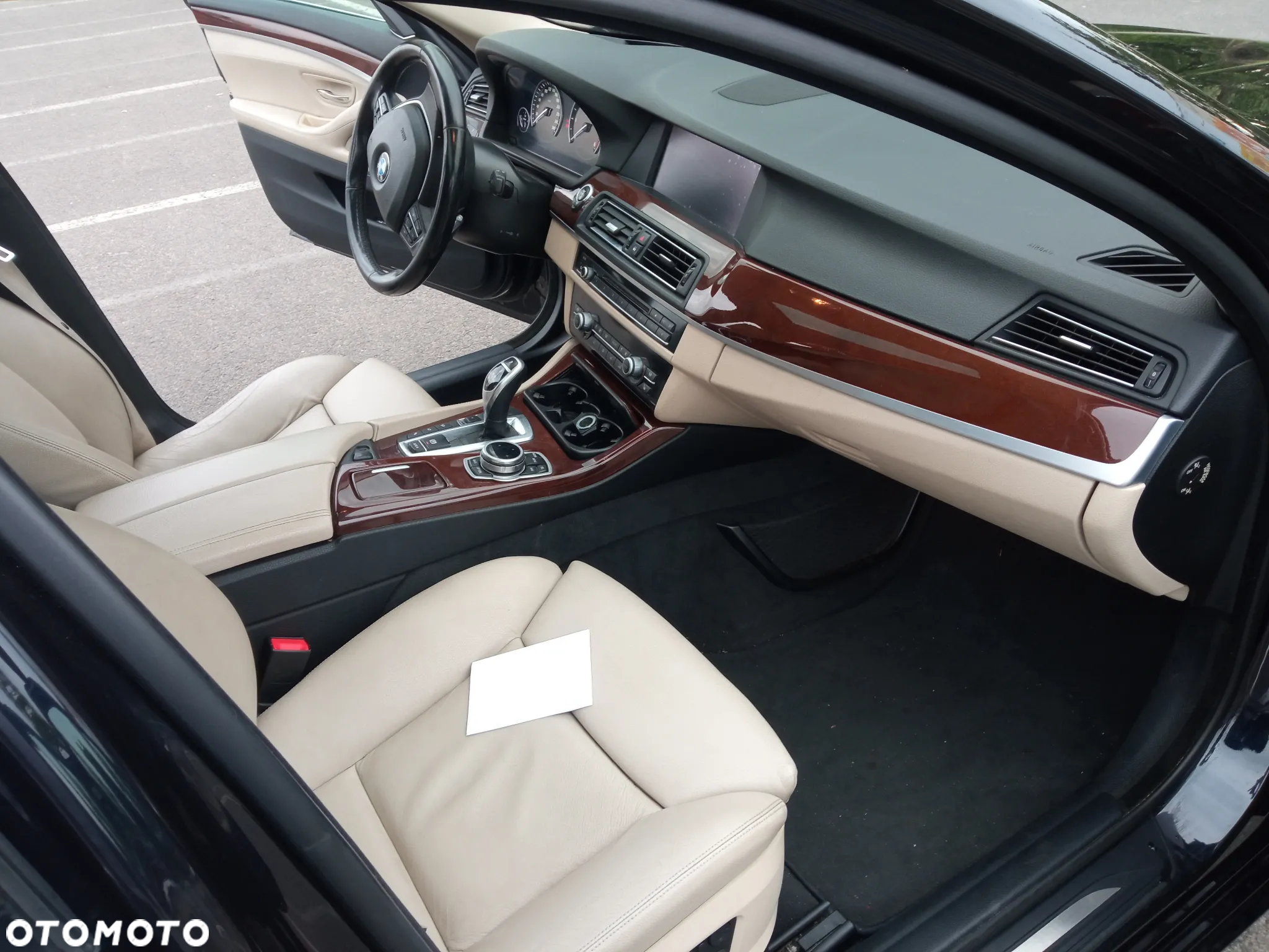 BMW Seria 5 530d xDrive - 5