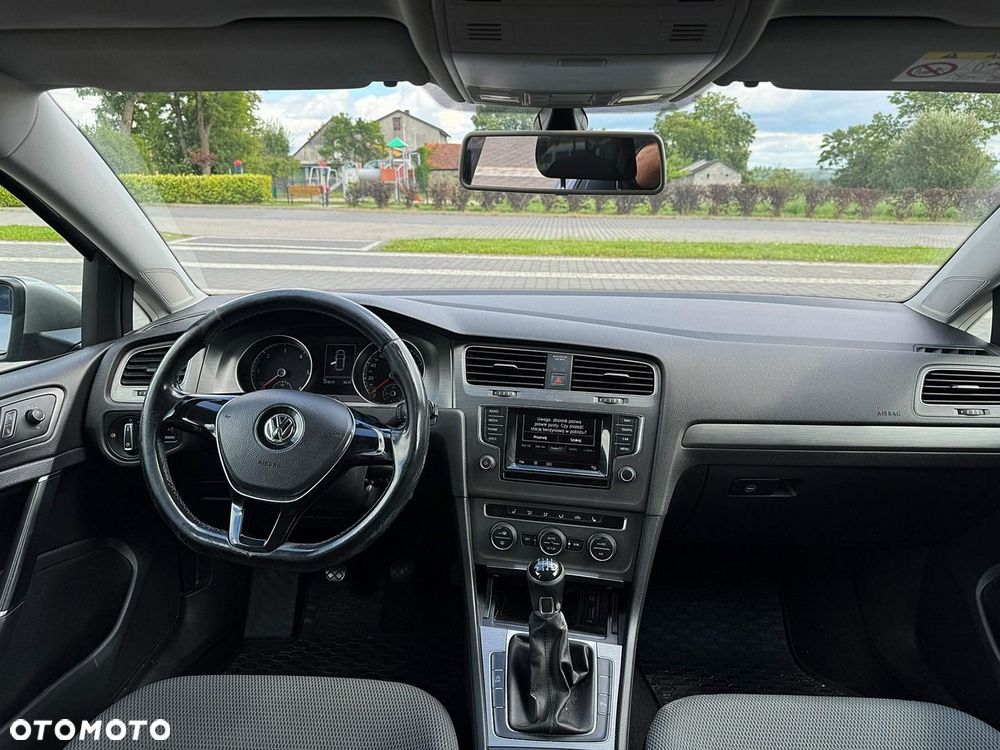 Volkswagen Golf 1.6 TDI Comfortline - 8