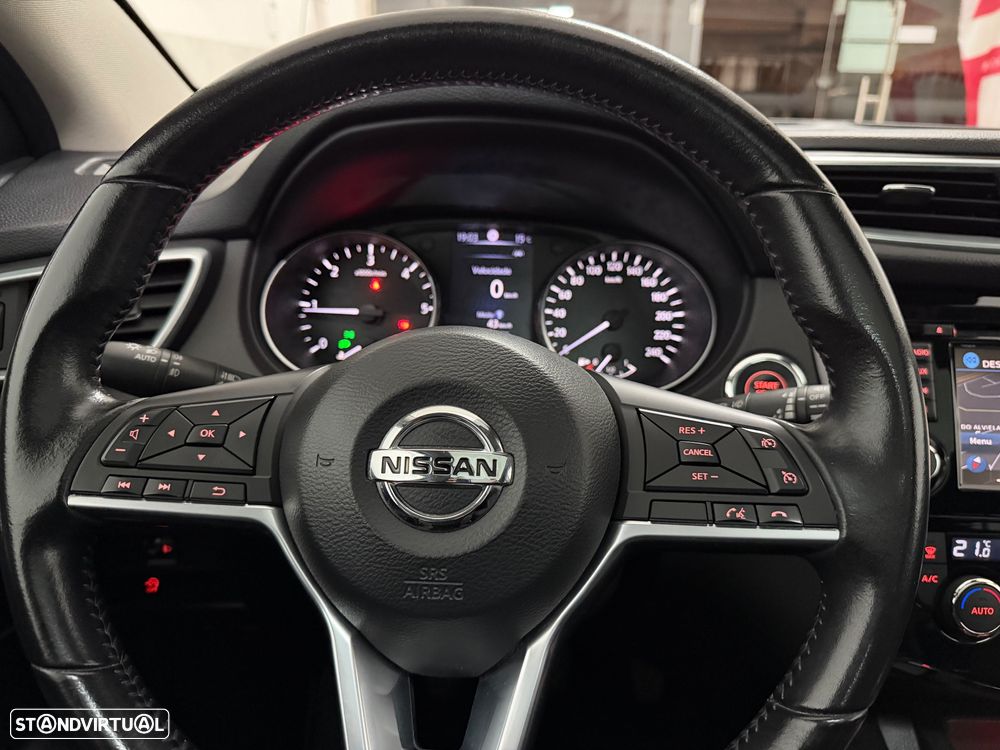 Nissan Qashqai 1.5 dCi N-Connecta 18 - 18
