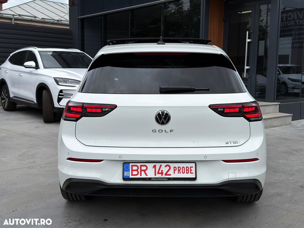Volkswagen Golf 1.5 eTSI OPF DSG R-Line - 12