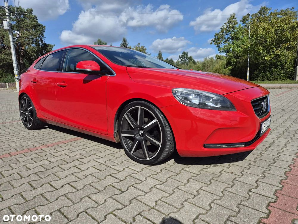 Volvo V40 D2 Momentum - 17