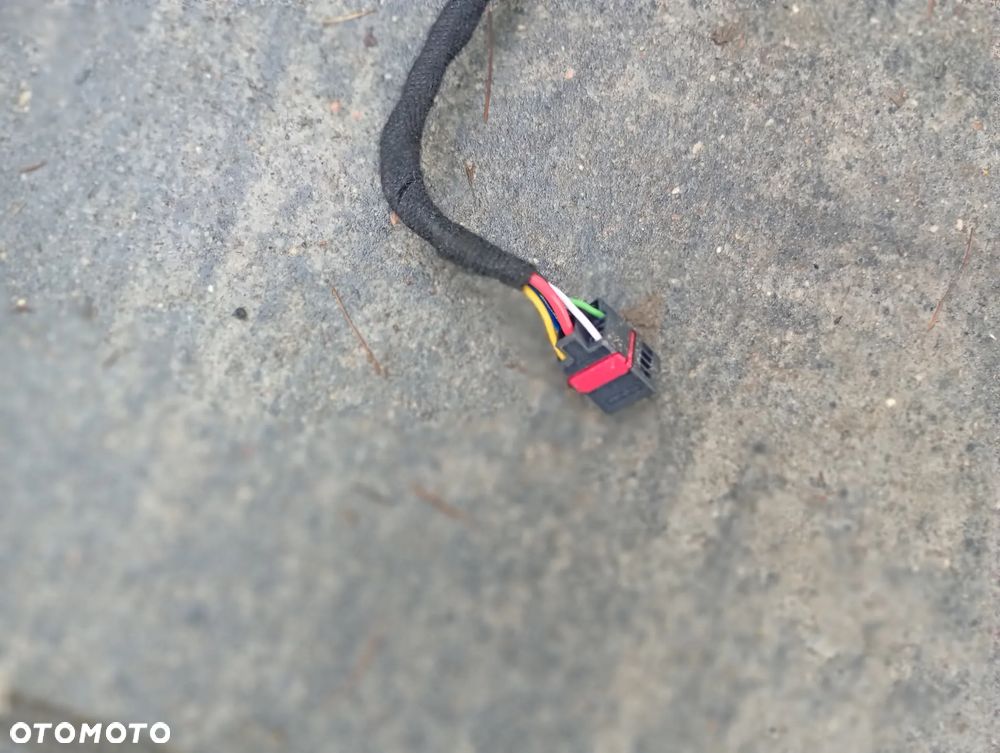 Siłownik teleskop klapy bagażnika VW Passat B8 Kombi 3G9827851G - 3