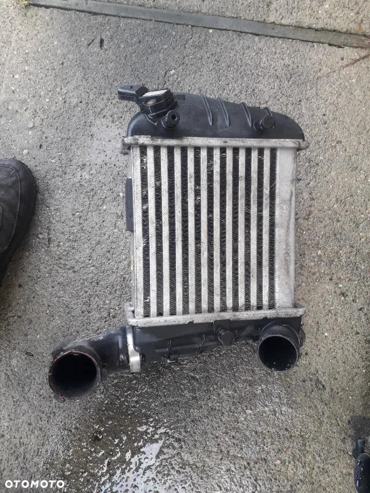 INTERCOOLER PRAWY ORYGINAŁ AUDI A4 B7 3.0 TDI - 2