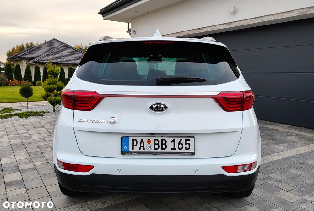 Kia Sportage 1.6 GDI 2WD Dream-Team Edition - 6