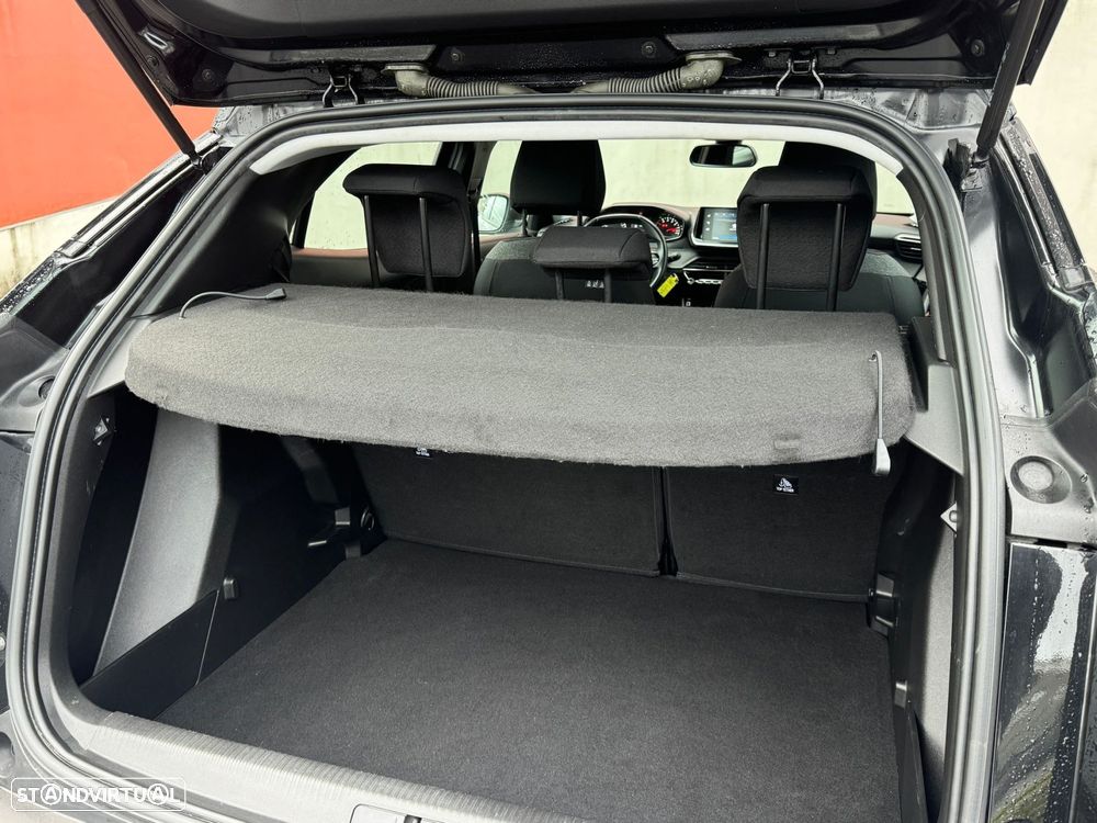 Peugeot 2008 1.2 PureTech Active - 13