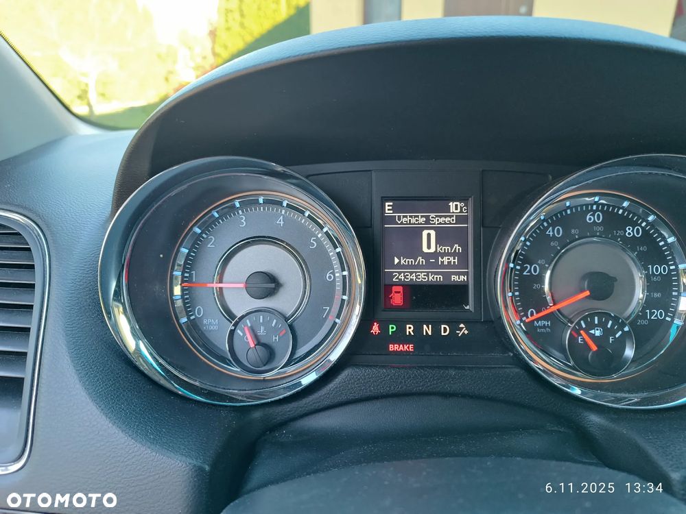 Chrysler Town & Country 3.6 Touring - 17