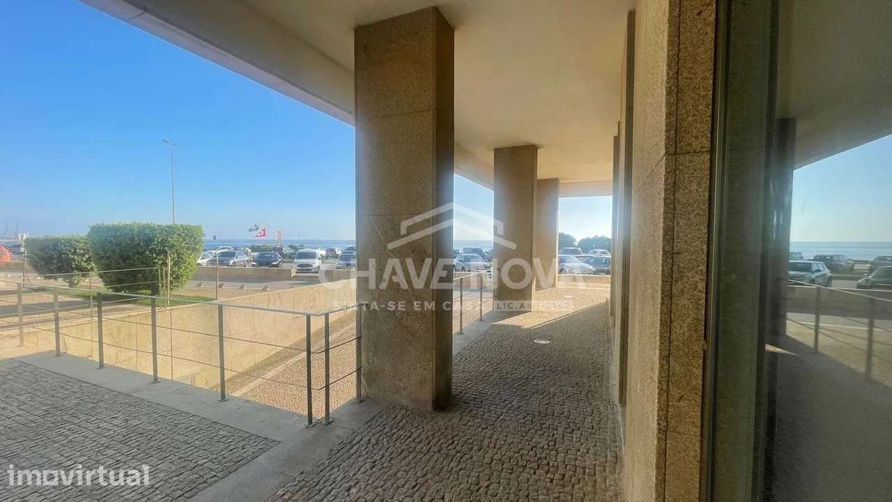 Loja para arrendamento em Leça da Palmeira – Vista Mar - Grande imagem: 2/11