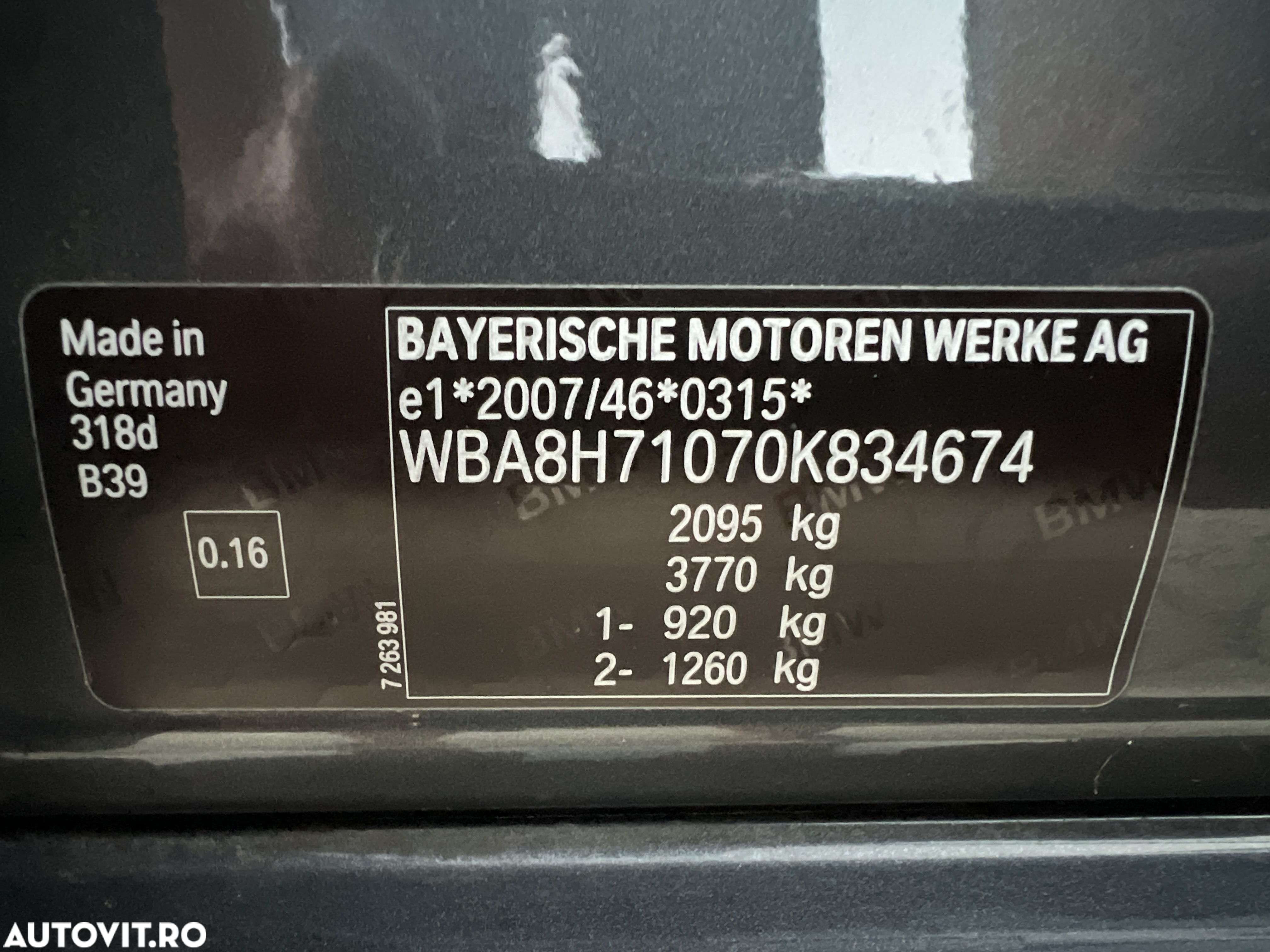 BMW Seria 3 318d Touring Advantage - 19