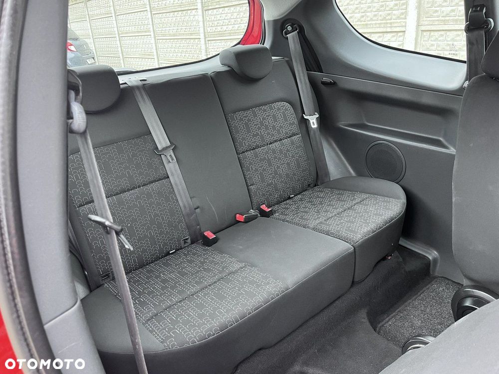 Mitsubishi Colt - 12