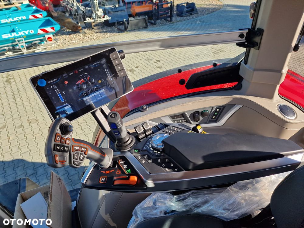 Massey Ferguson 8s.245 Exclusive - 10