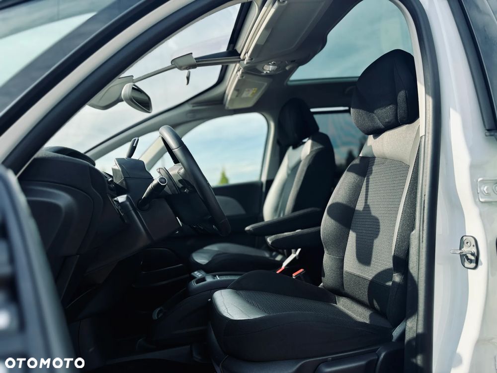 Citroën C4 Grand Picasso 2.0 HDi FAP EGS6 (7-Sitzer) Exclusive - 27