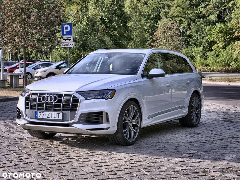 Audi Q7 - 1