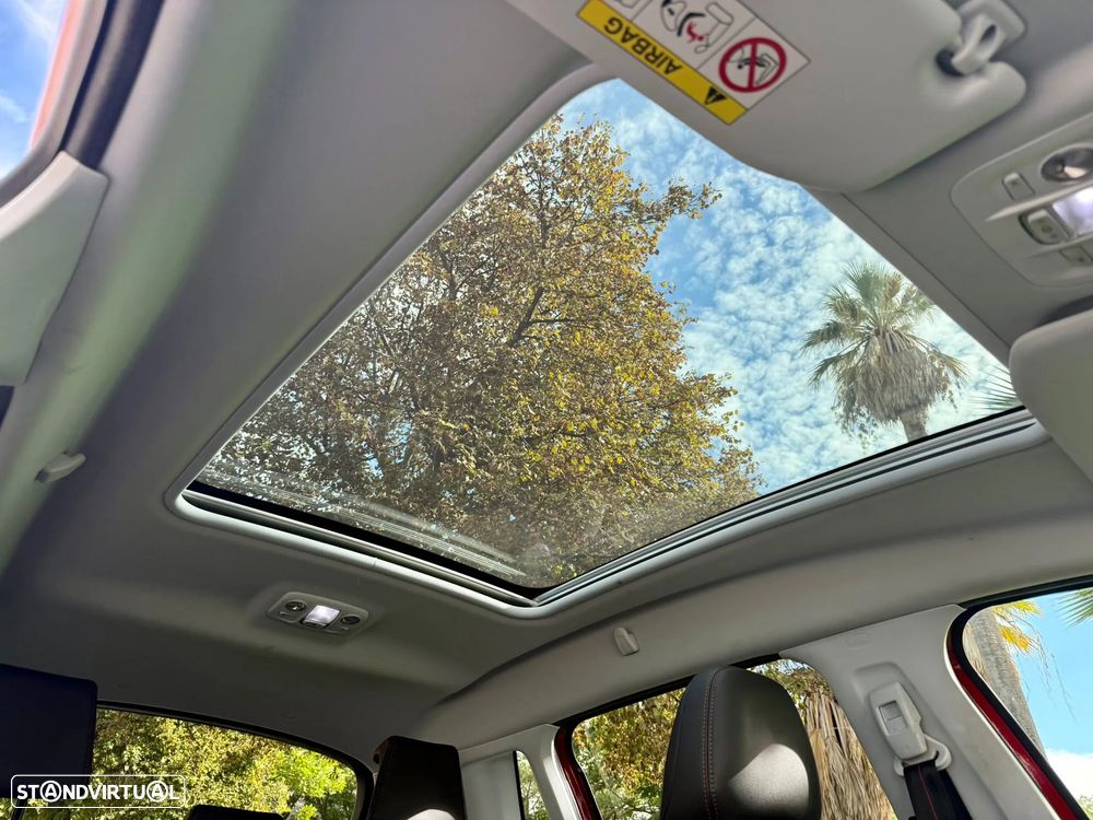 Peugeot 2008 1.2 PureTech GT Line - 38