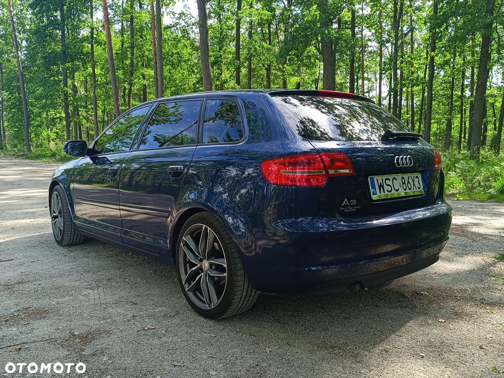 Audi A3 Sportback 1.6 TDI DPF Ambition - 9