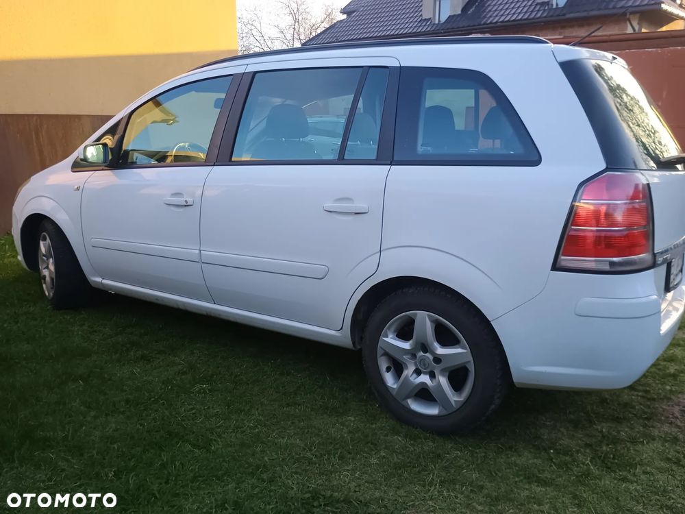 Opel Zafira 1.9 CDTI Enjoy - 8