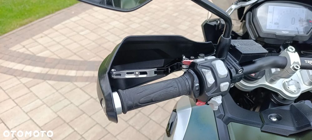 Triumph Tiger - 12