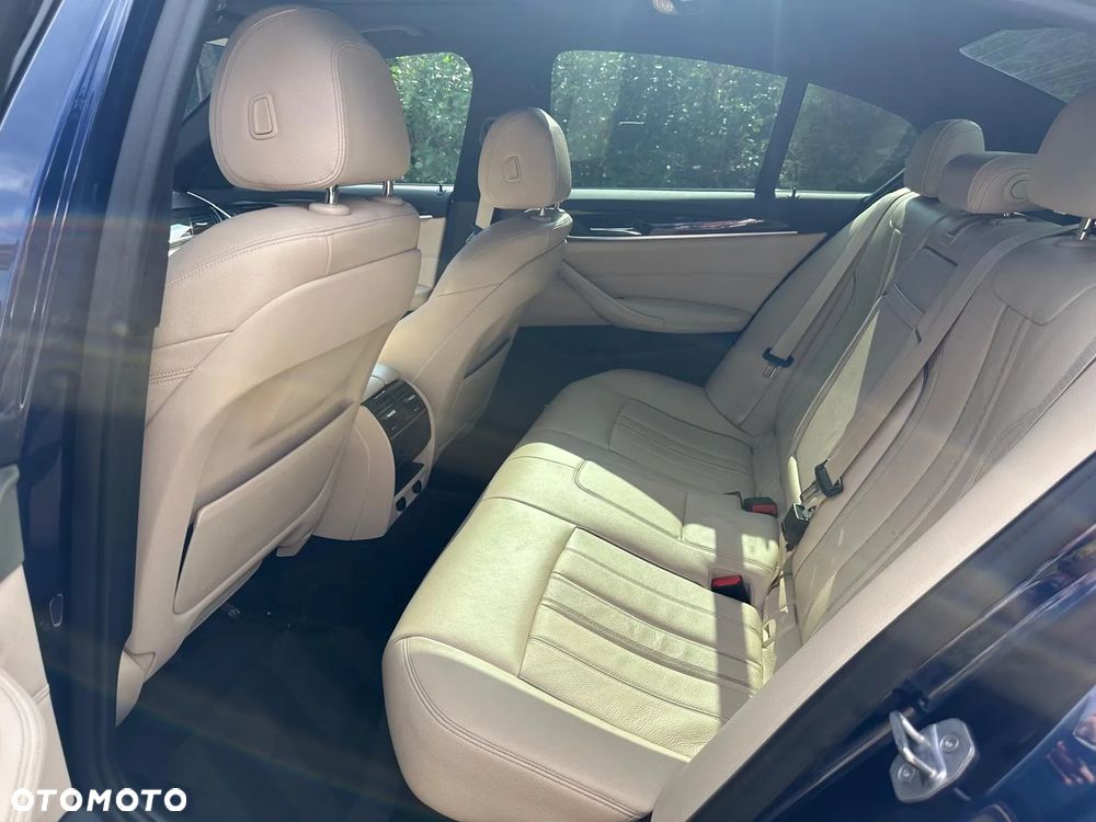 BMW Seria 5 530e iPerformance xDrive - 18
