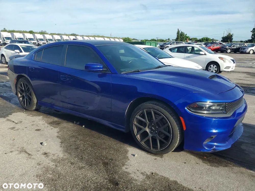 Dodge Charger 2020 photo 2