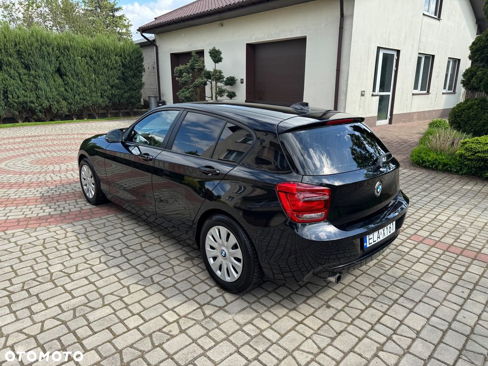 BMW Seria 1 116i Sport Line - 23