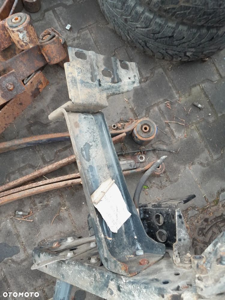 Zawieszenie przód Iveco Daily 15r - 7