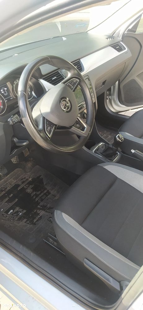 Skoda RAPID 1.0 TSI Active - 7