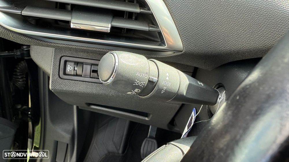 Peugeot 3008 1.6 BlueHDi Allure Grip Control - 25