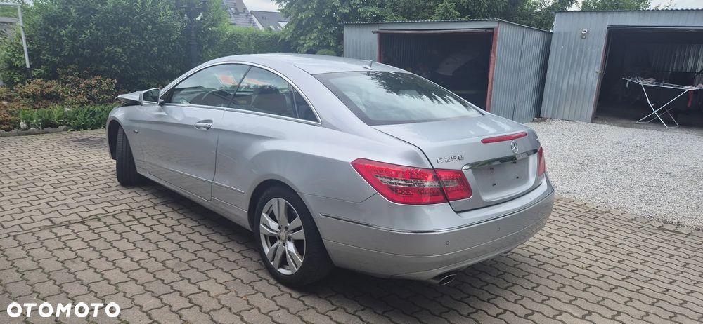 Mercedes-Benz Klasa E - 37