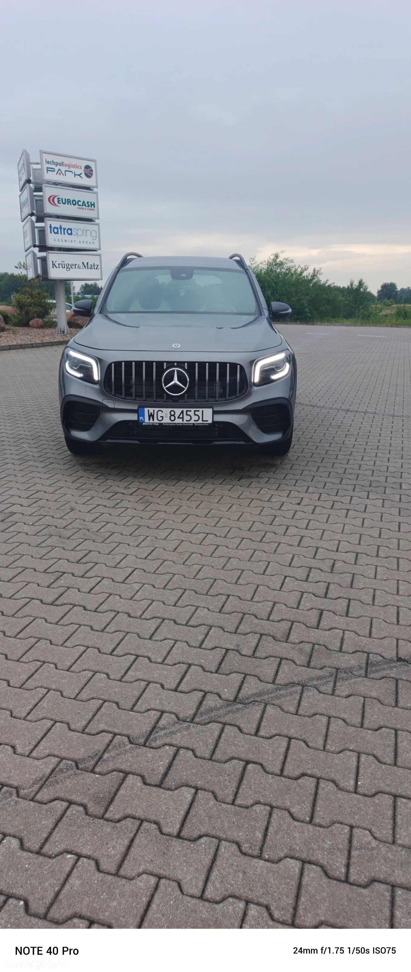 Mercedes-Benz GLB 250 4-Matic AMG Line 8G-DCT - 1