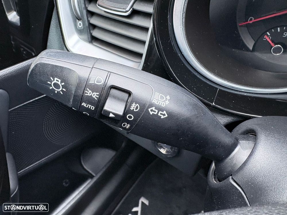 Kia ProCeed 1.4 T-GDI GT Line - 38