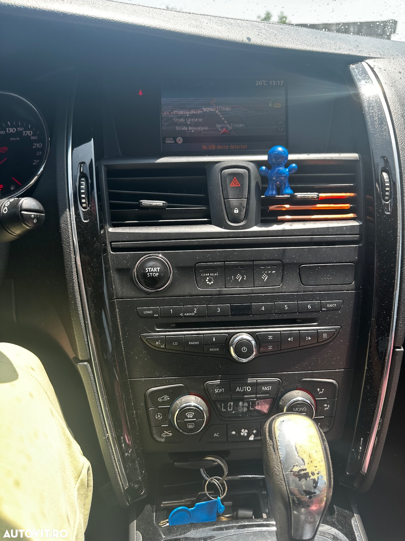 Renault Latitude 2.0 dCi Initiale Aut. - 18