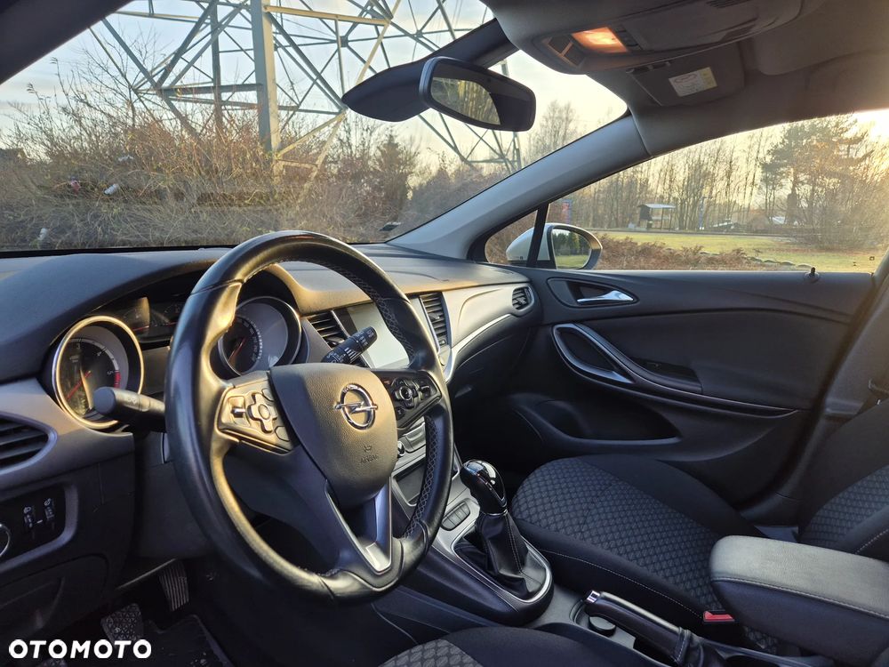 Opel Astra 1.6 CDTI Sport - 11