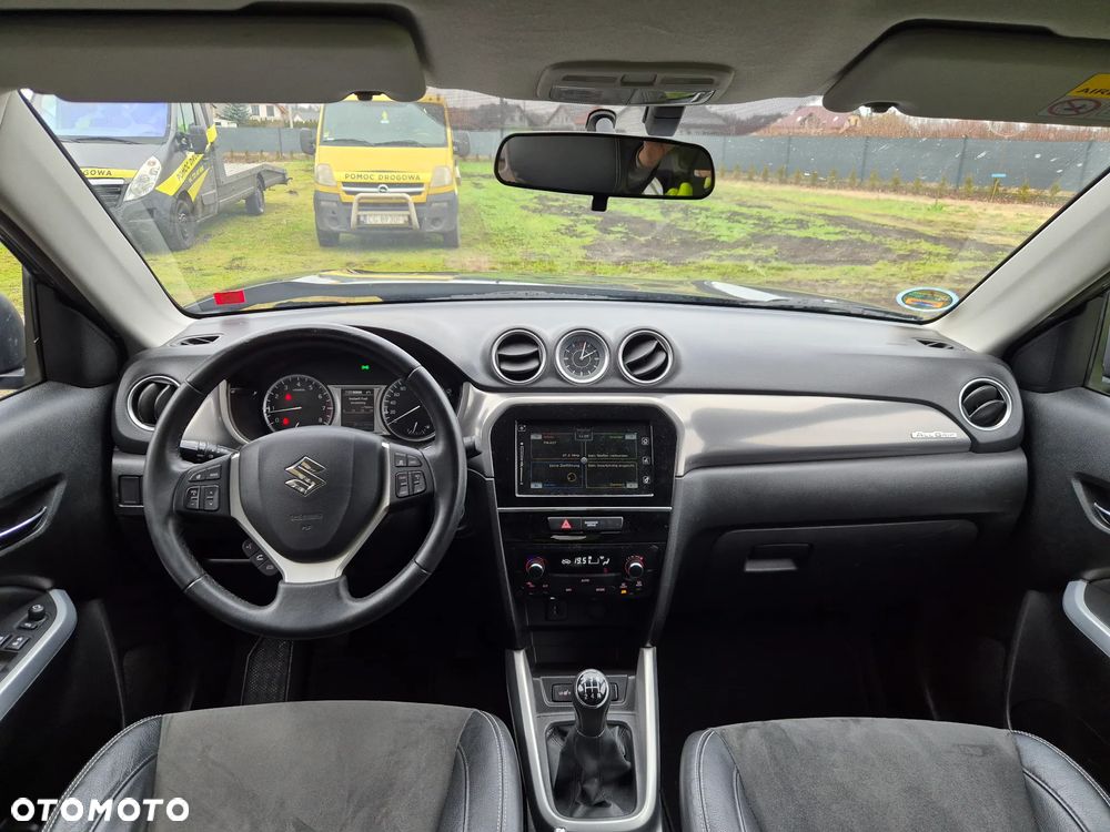 Suzuki Vitara 1.6 (4x4) Allgrip Comfort+ - 15