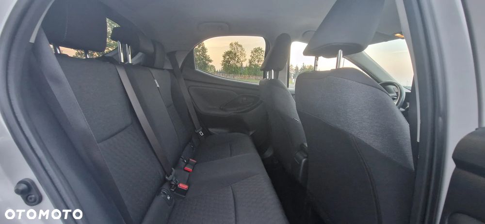 Toyota Yaris - 8