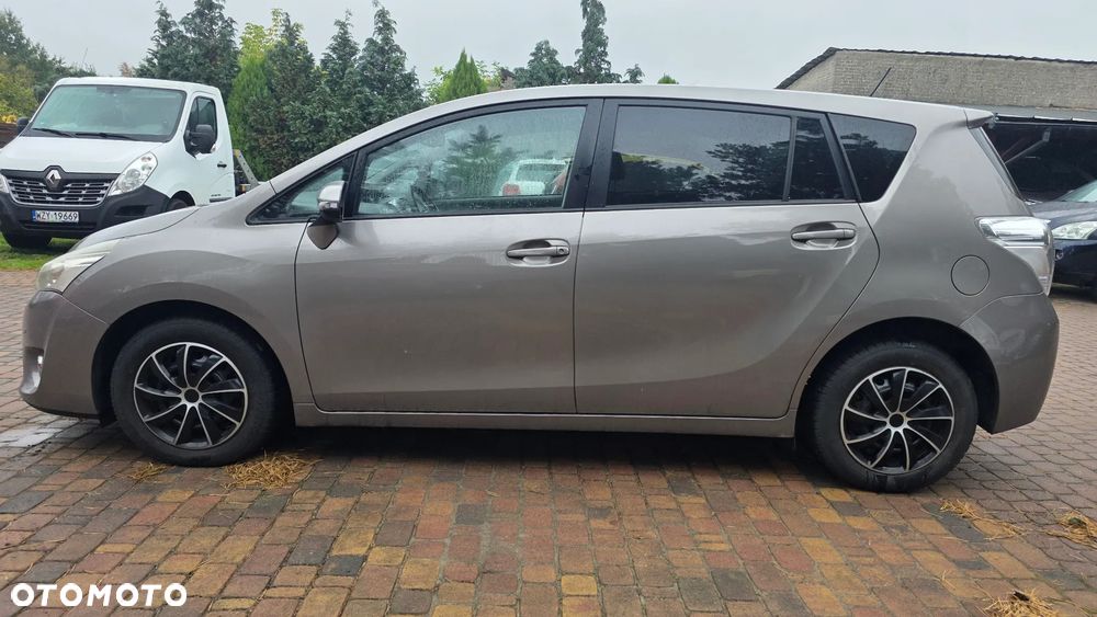 Toyota Verso 1.6 D-4D 7-Sitzer Start/Stop Comfort - 17