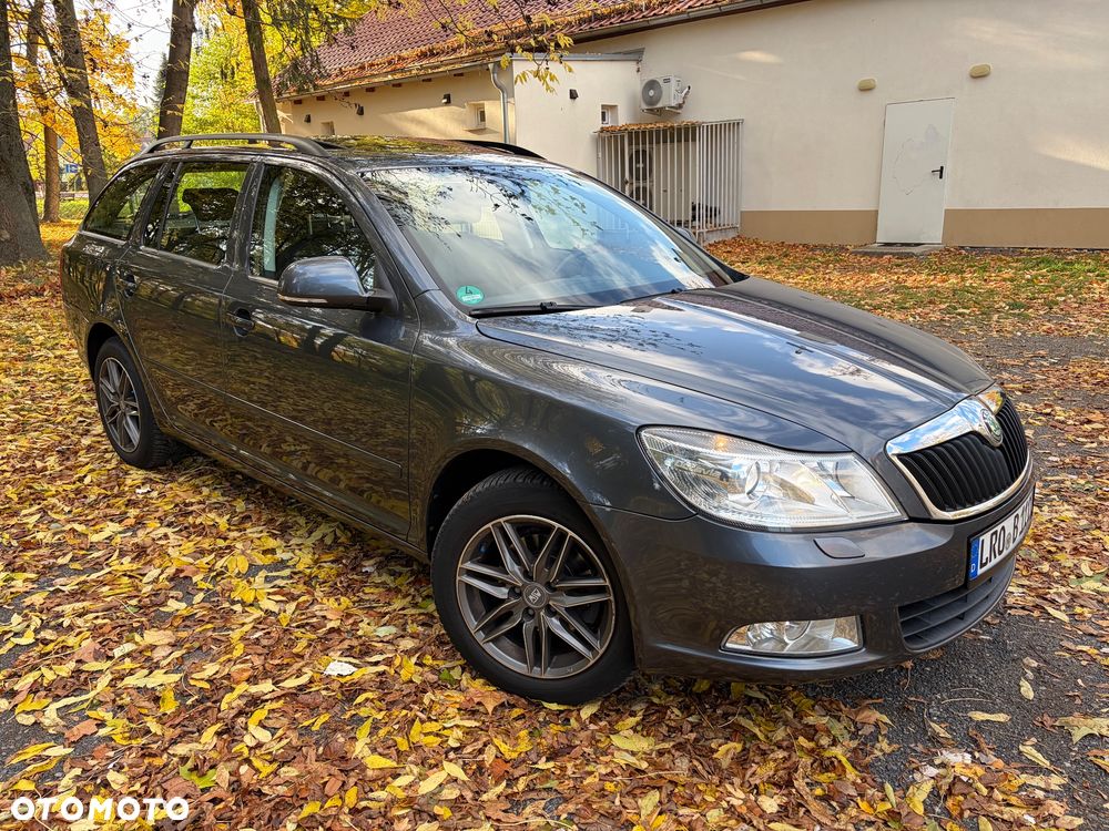 Skoda Octavia 2011 photo 3