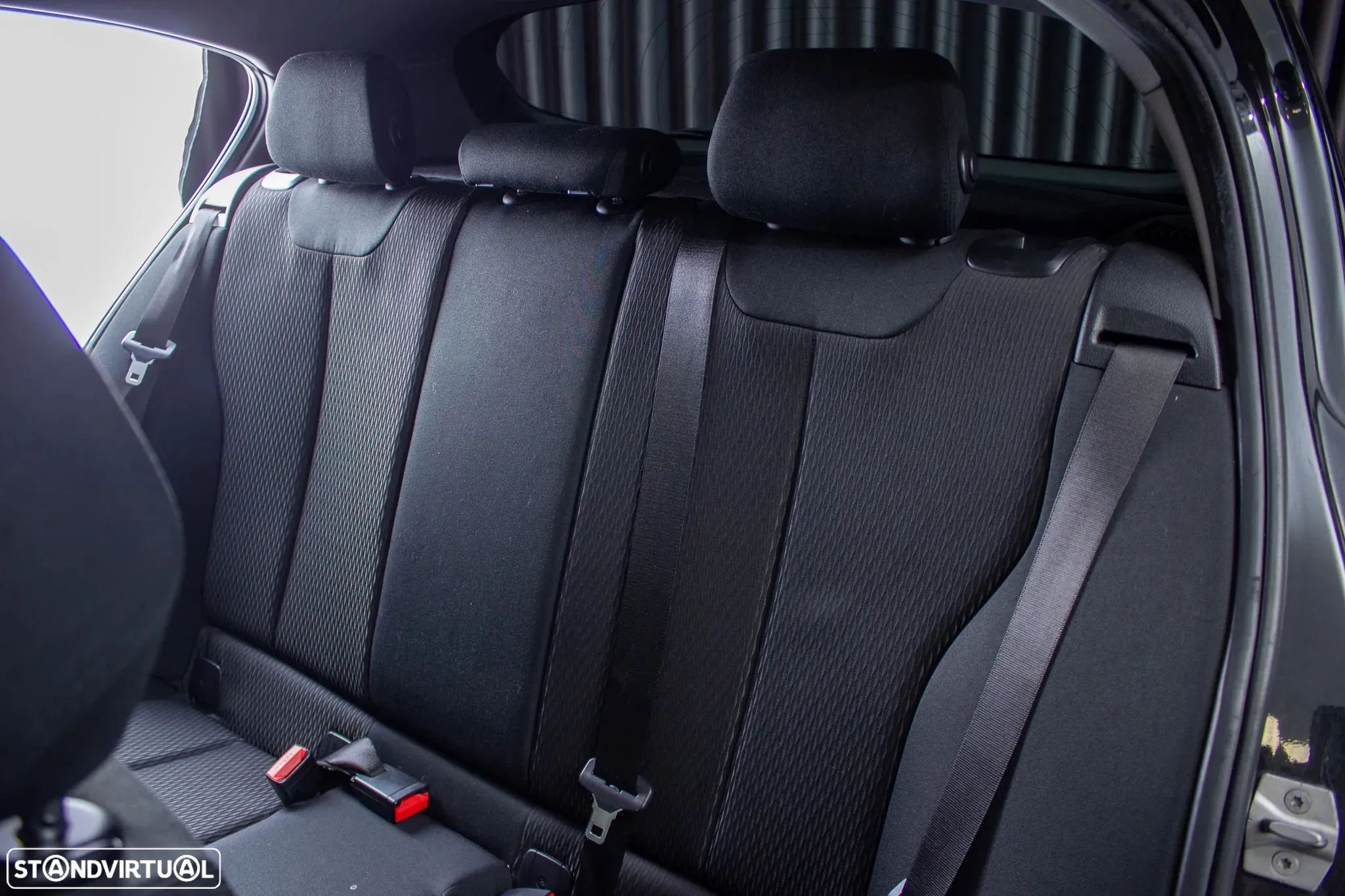 BMW 116 d Advantage - 8