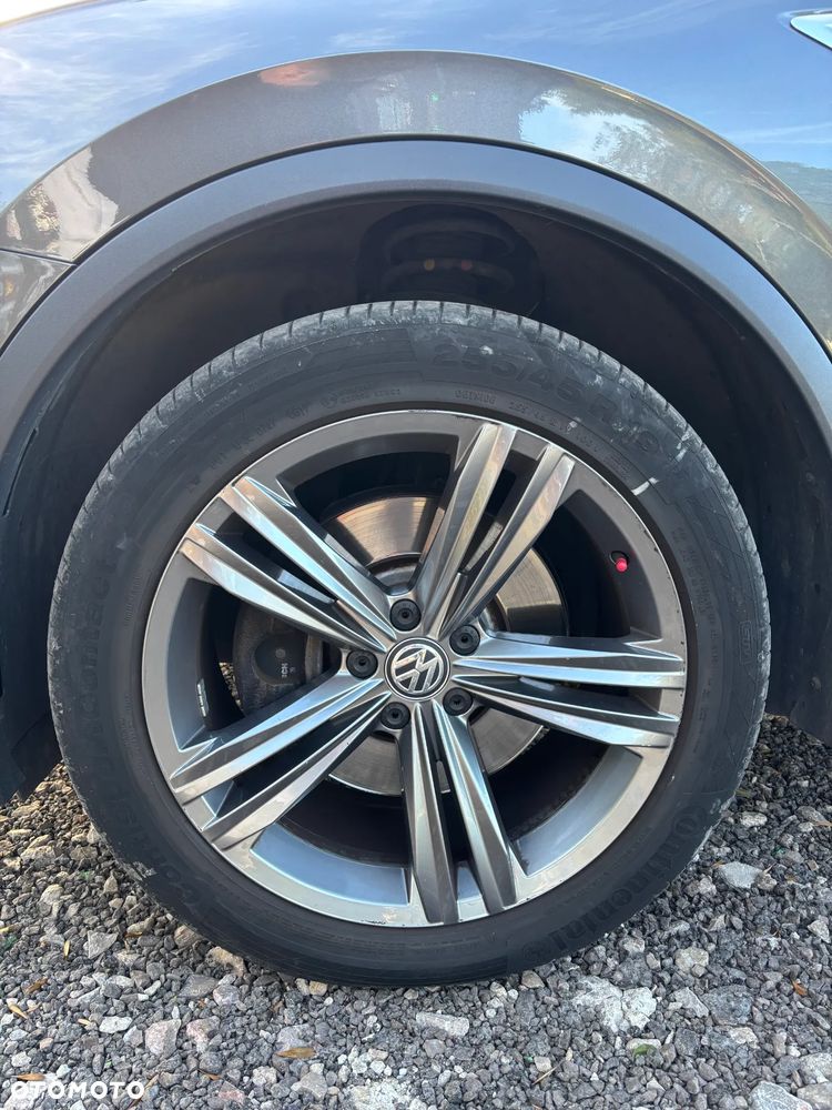 Volkswagen Tiguan - 28