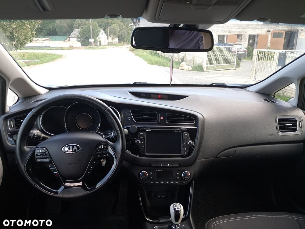 Kia Ceed 1.6 GDI Business Line - 14
