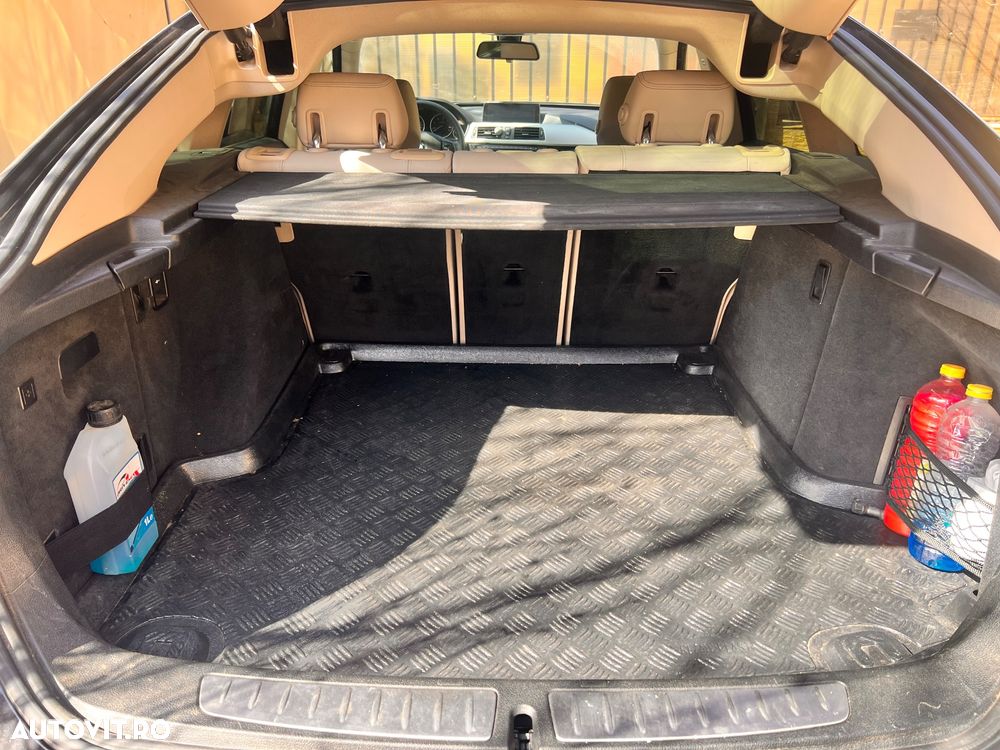 BMW Seria 3 320d Aut. - 13