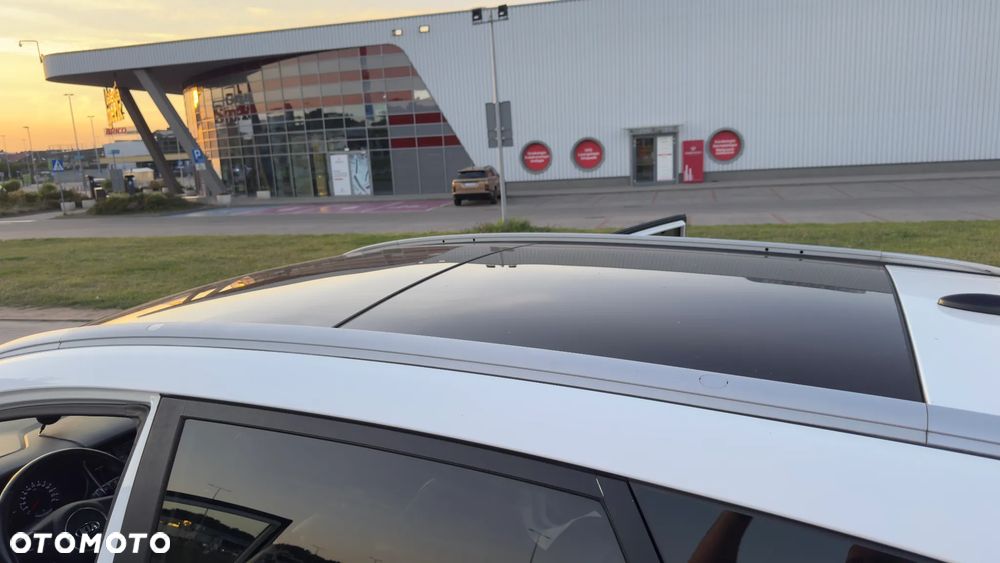 Kia Carens 1.7 CRDi XL 7os - 20